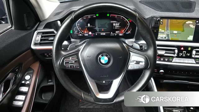 BMW 3 Series (G20) 2021 Небесно-голубой из Кореи, фото 5