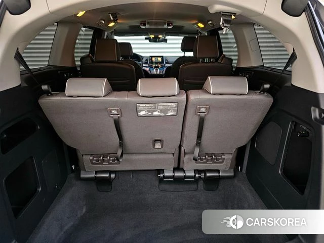 Honda Odyssey 2022 Серый из Кореи, фото 5