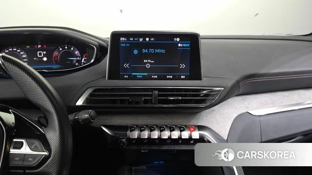 Peugeot 3008 second generation 2022 Белый из Кореи, фото 5