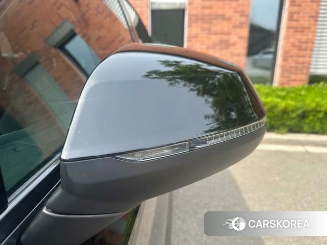 Audi Q5L 2024 Черный из Китая, фото 5