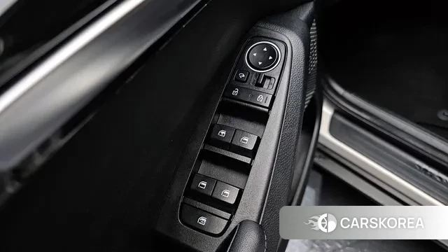 Kia Seltos 2022 Белый из Кореи, фото 5