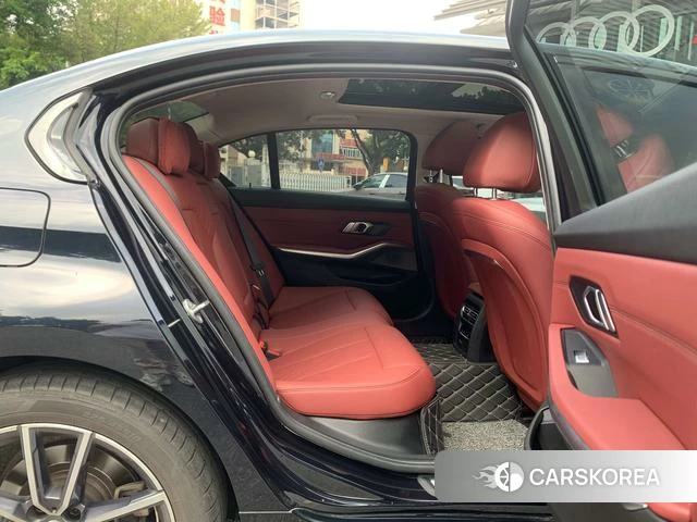 BMW 3 series 2023 Черный из Китая, фото 5