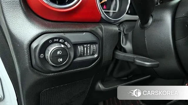 Jeep Wrangler (JL) 2023 Белый из Кореи, фото 5