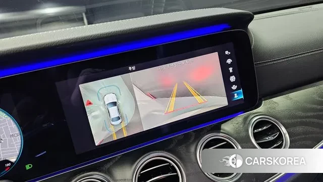 Mercedes-Benz E-Class W213 2021 Белый из Кореи, фото 5