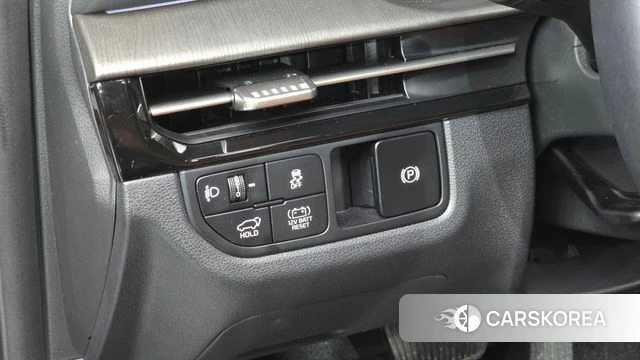 Kia The New Sportage 5th Generation Hybrid 2025 Серебристо-серый из Кореи, фото 5