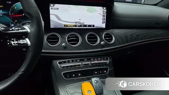 Mercedes-Benz E-Class W213 2020 Белый из Кореи, фото 5