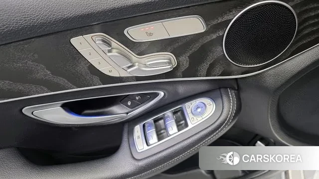 Mercedes-Benz C-Class W205 2019 Белый из Кореи, фото 5