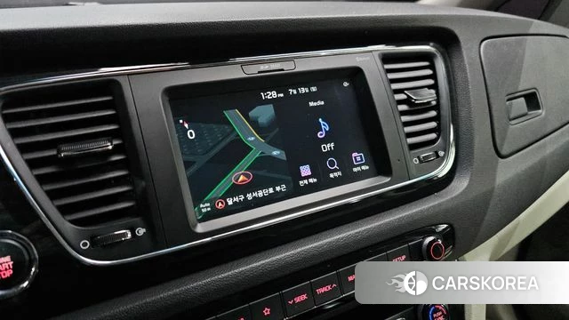 Kia The New Carnival 2019 Белый из Кореи, фото 5