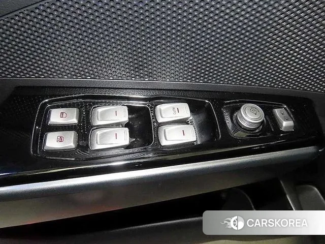 Ssangyong Tivoli Armor 2018 Черный из Кореи, фото 5