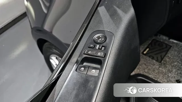 Hyundai Staria 2023 Серый из Кореи, фото 5