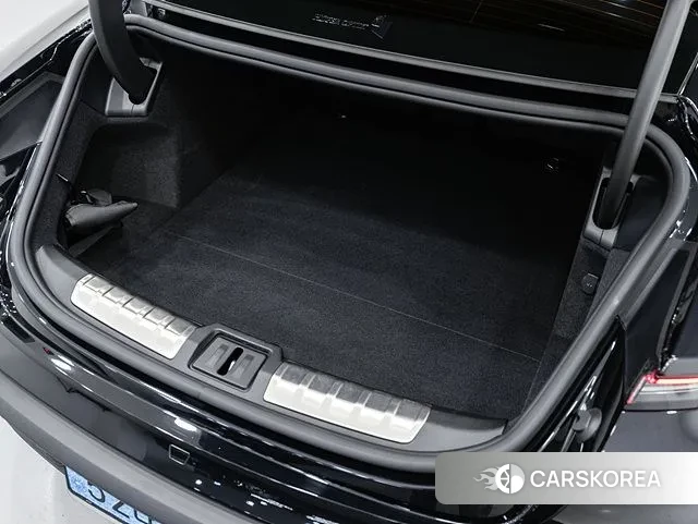 Porsche Taycan 2025 Черный из Кореи, фото 5