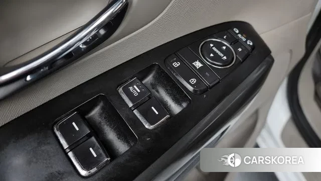 Kia All New Carnival 2018 Белый из Кореи, фото 5