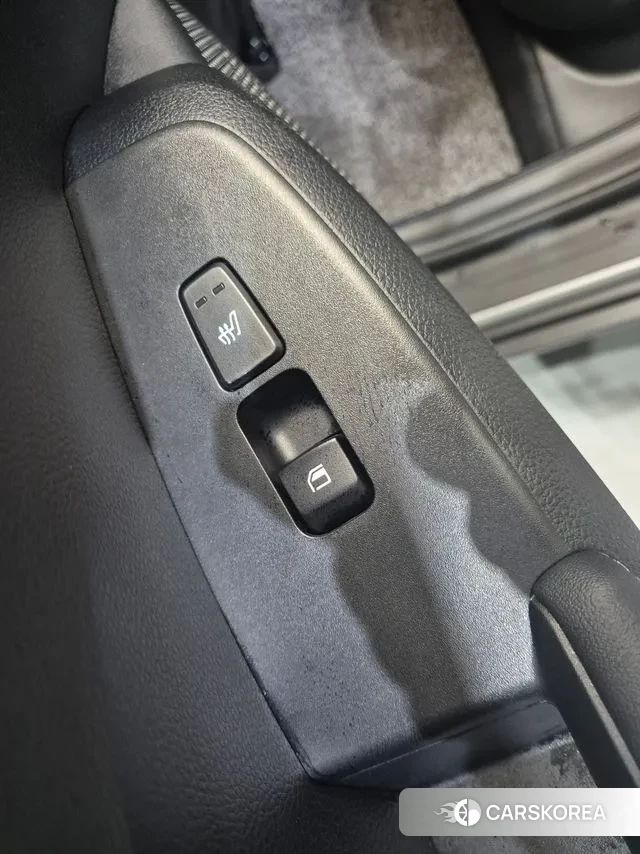 Kia Seltos 2021 Серебристо-серый из Кореи, фото 5