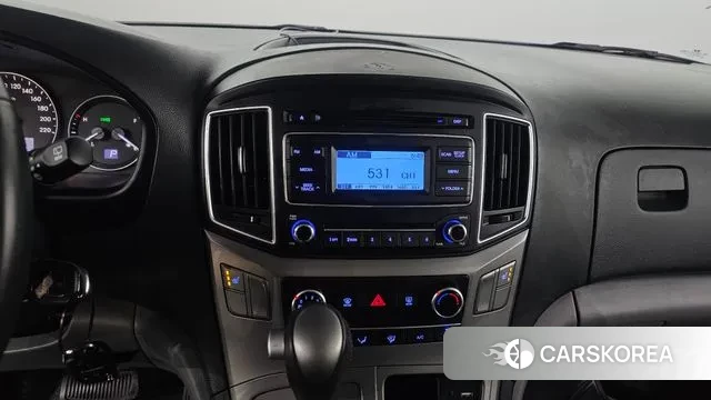 Hyundai The New Grand Starex 2019 Серебристо-серый из Кореи, фото 5