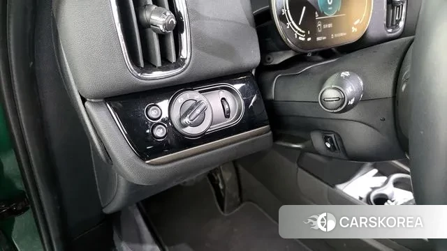 Mini Cooper Countryman 2024 Темно-зеленый из Кореи, фото 5