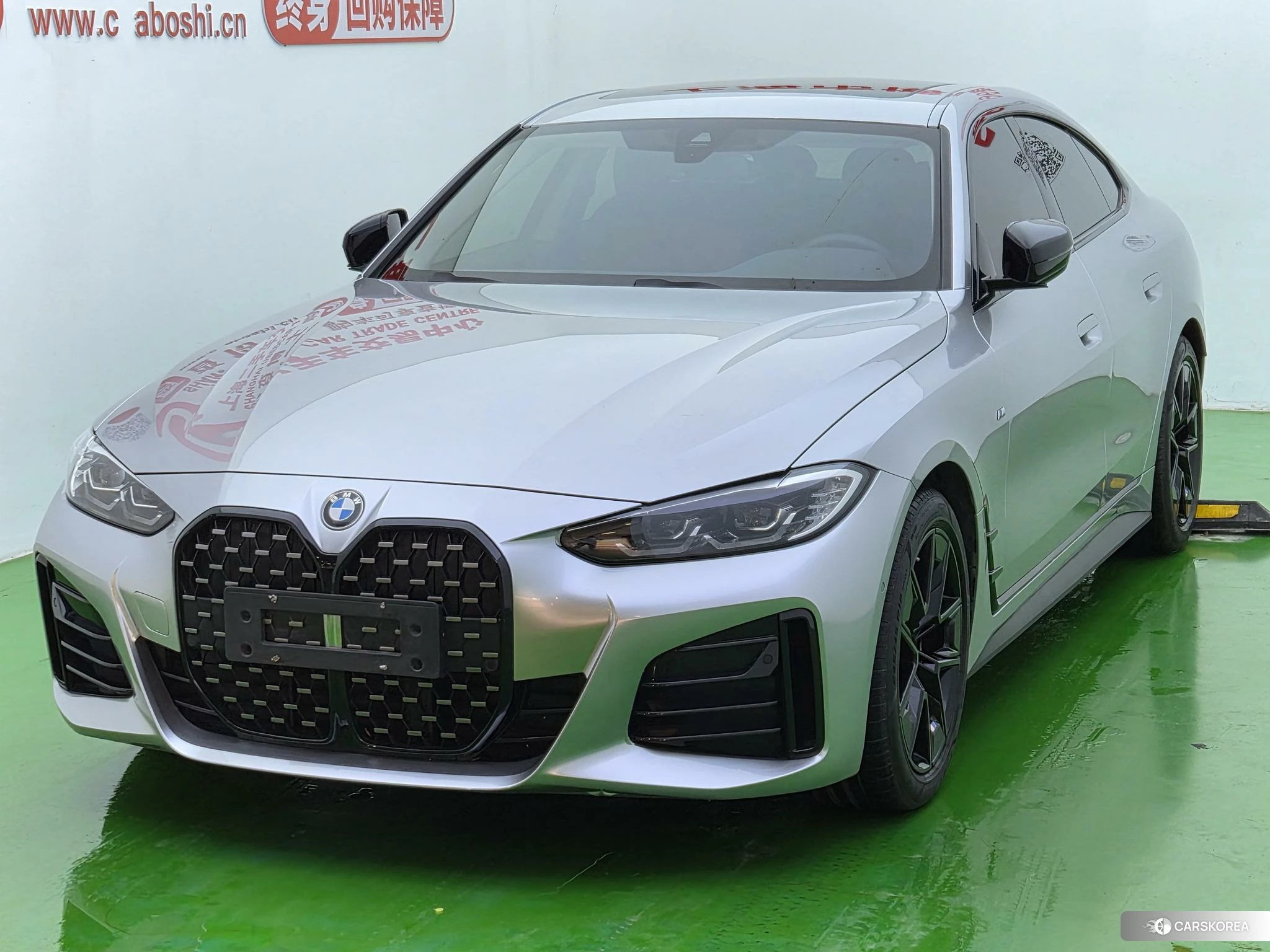 BMW 4 series 2023 Серебристо-серый из Китая, фото 4