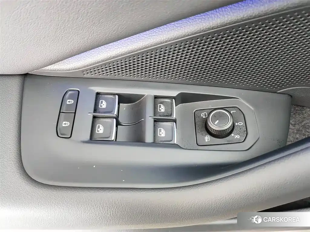 Volkswagen Magotan 2026 Черный из Китая, фото 5
