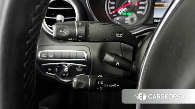 Mercedes-Benz C-Class W205 2018 Черный из Кореи, фото 5