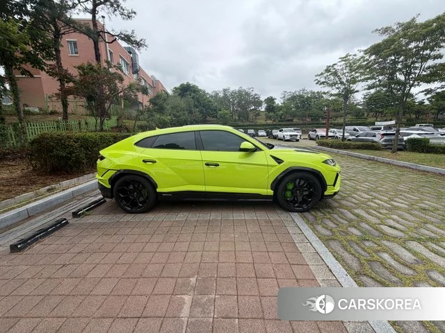 Lamborghini Urus 2024 Светло-зеленый из Кореи, фото 5