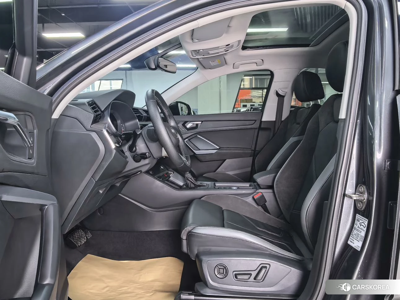 Audi Q3 Sportback 2021 Темно-серый из Китая, фото 5