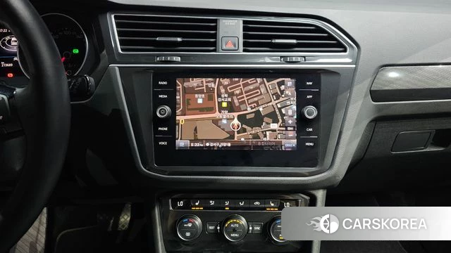 Volkswagen Tiguan second Generation 2020 Черный из Кореи, фото 5