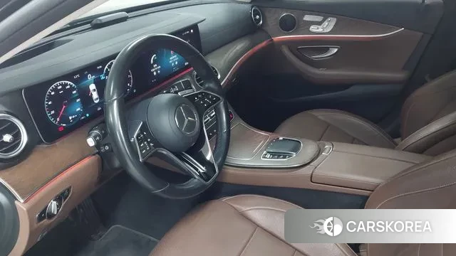 Mercedes-Benz E-Class W213 2021 Черный из Кореи, фото 5