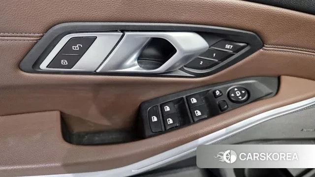 BMW 3 Series (G20) 2020 Черный из Кореи, фото 5