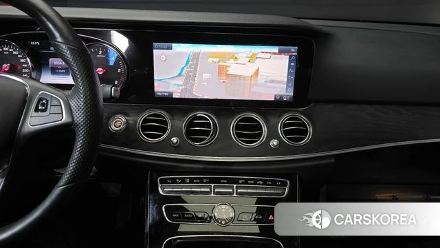 Mercedes-Benz E-Class W213 2018 Серый из Кореи, фото 5