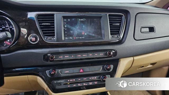Kia The New Carnival 2018 Черный из Кореи, фото 5