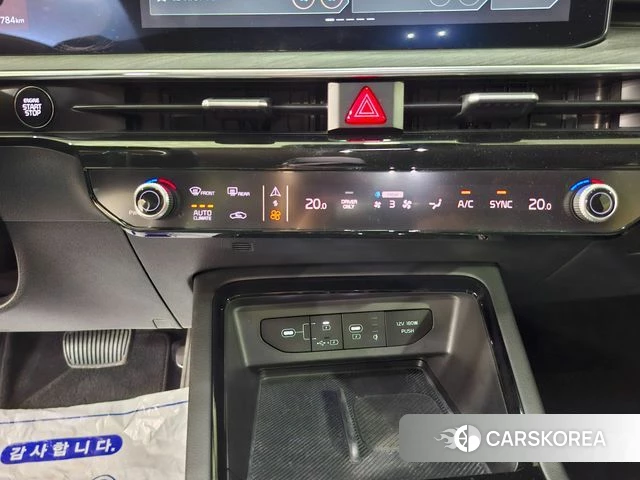 Kia The New K5 Hybrid 3rd generation 2024 Черный из Кореи, фото 5