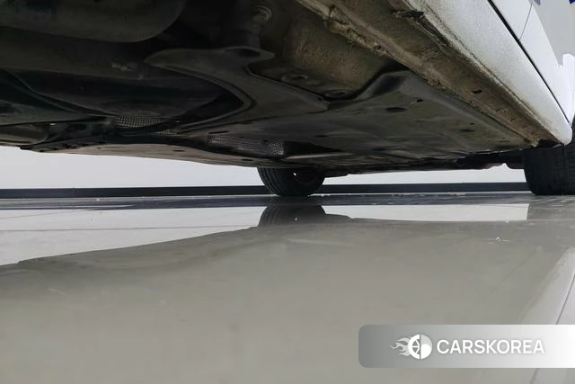 Volkswagen Golf 2024 Белый из Китая, фото 5