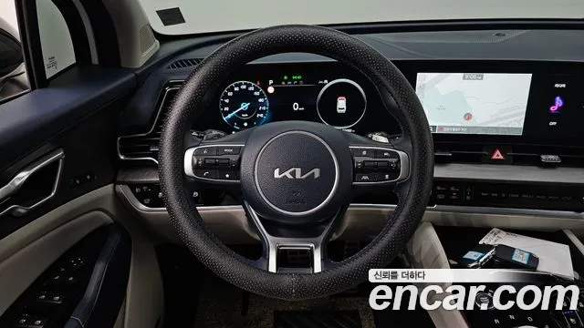 Kia Sportage 5th Generation 2023 Белый из Кореи, фото 5