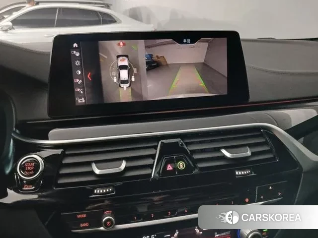 BMW 5 Series (G30) 2019 Белый из Кореи, фото 5