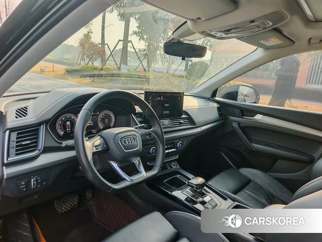 Audi Q5L 2022 Черный из Китая, фото 5