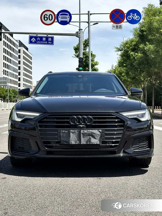 Audi A6 (import) 2022 Черный из Китая, фото 5