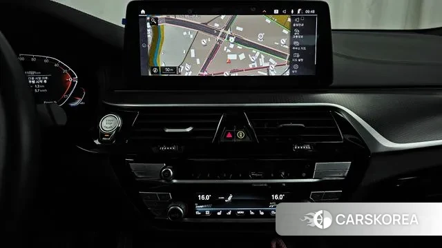 BMW 6 Series GT (G32) 2023 Белый из Кореи, фото 5