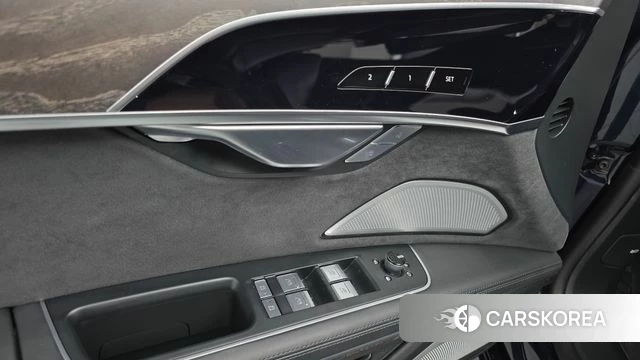 Audi A8 (D5) 2023 Синий из Кореи, фото 5