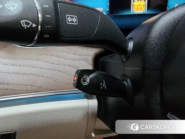 Mercedes-Benz E-Class W213 2023 Белый из Кореи, фото 5