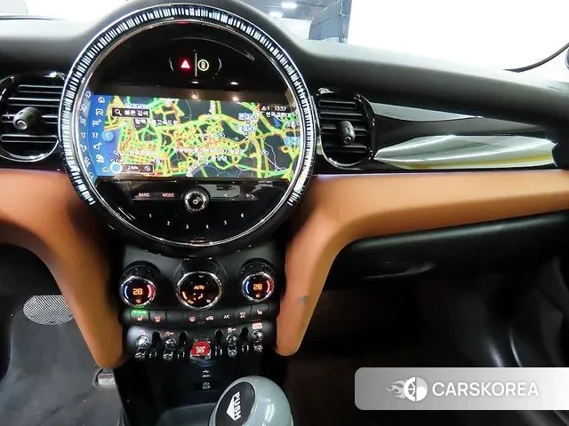 Mini Cooper S 2024 Зеленый из Кореи, фото 5