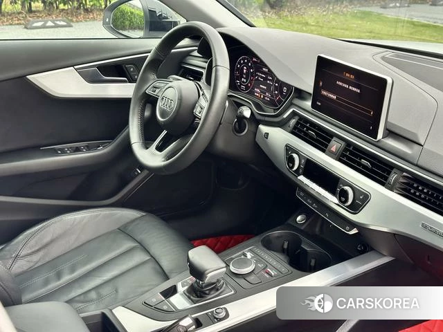 Audi A4L 2018 Белый из Китая, фото 5