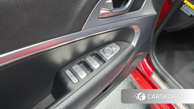 Genesis G70 2019 Красный из Кореи, фото 5