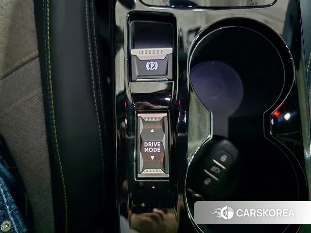 Peugeot e-2008 second generation 2021 Серый из Кореи, фото 5