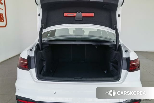 Audi A4L 2025 Белый из Китая, фото 5