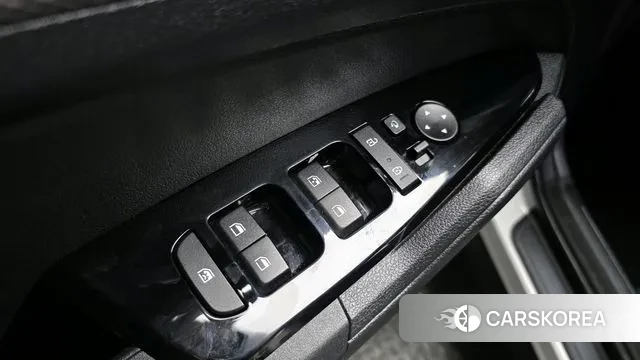 Kia Sportage 5th Generation 2021 Белый из Кореи, фото 5