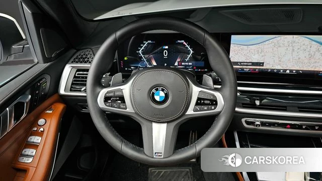 BMW X7 (G07) 2023 Белый из Кореи, фото 5