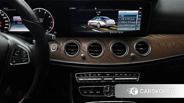 Mercedes-Benz E-Class W213 2018 Серебряный из Кореи, фото 5