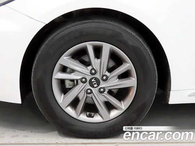 Kia The New K5 2nd generation 2018 Белый из Кореи, фото 5