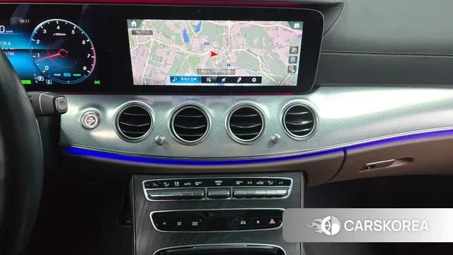 Mercedes-Benz E-Class W213 2021 Белый из Кореи, фото 5