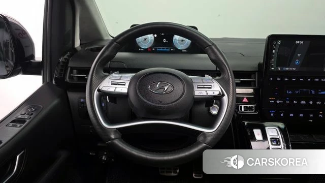 Hyundai Staria 2023 Черный из Кореи, фото 5