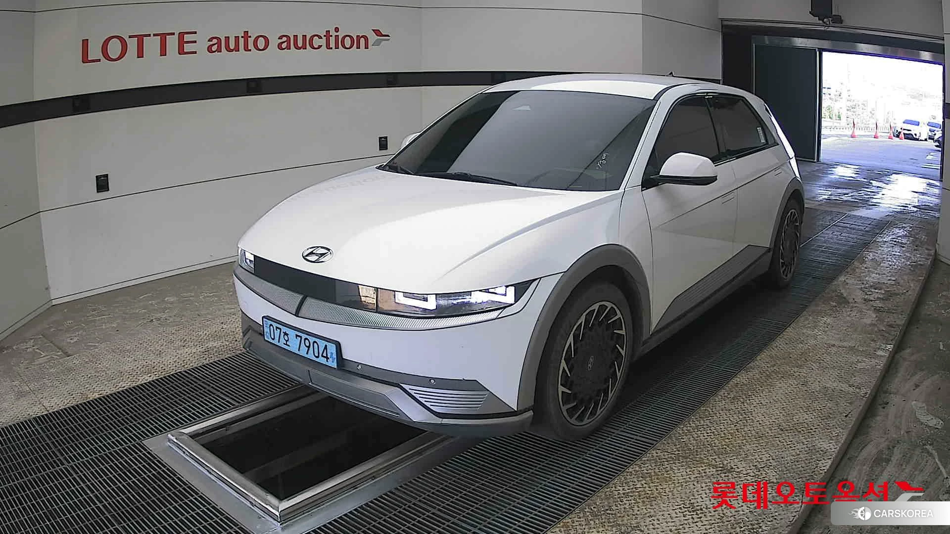 Hyundai IONIQ 5 2022 Atlas White из Кореи, фото 5